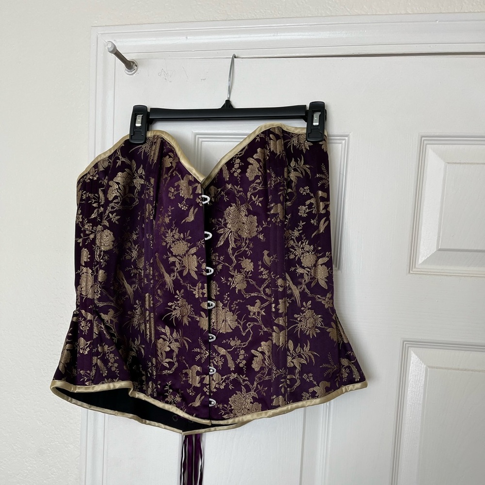 Corset